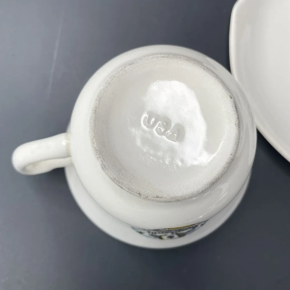 Vtg Massachusetts The‎ Bay State Souvenir Tea Cup and Saucer